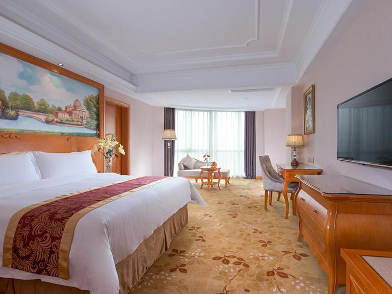 Venus Royal Hotel Guilin Airport Экстерьер фото